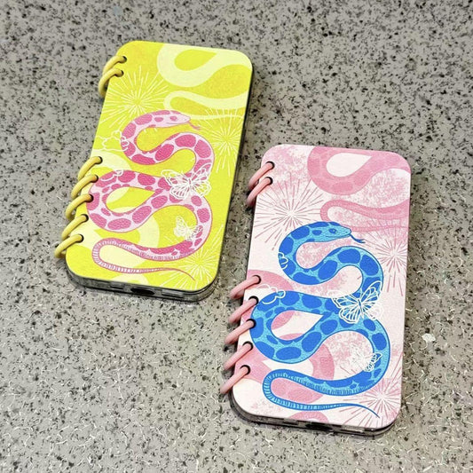 本型スマホケース   手帳型スマホケース キャラクターの柔らかい 折りたたみ式 ノート型 スマホケース  iPhone に対応