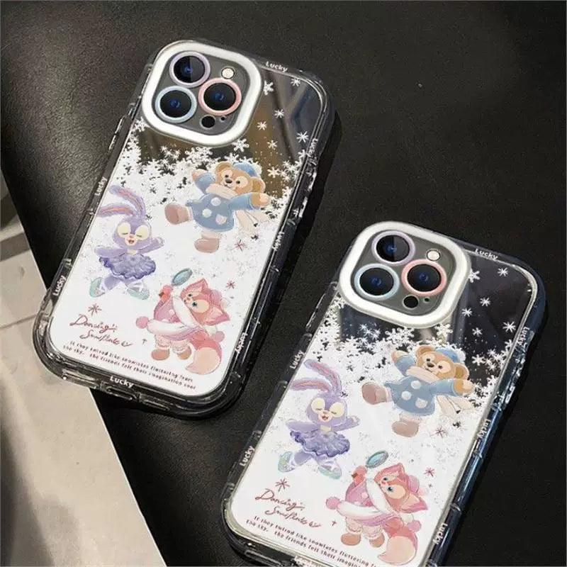 雪遊びをするスターダルー デザイン 高級感あふれる 紐付き スマホケース iPhone に対応