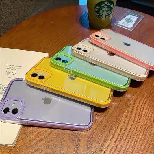 スマホケース 背面が透明  耐衝撃・防振性能に優れ、高級感あふれるスマホケースで、iPhone に対応