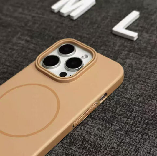 スマホケース 柔らかくて薄く、マット仕上げの細いリングマグネット付きスマホケースで、iPhone に対応