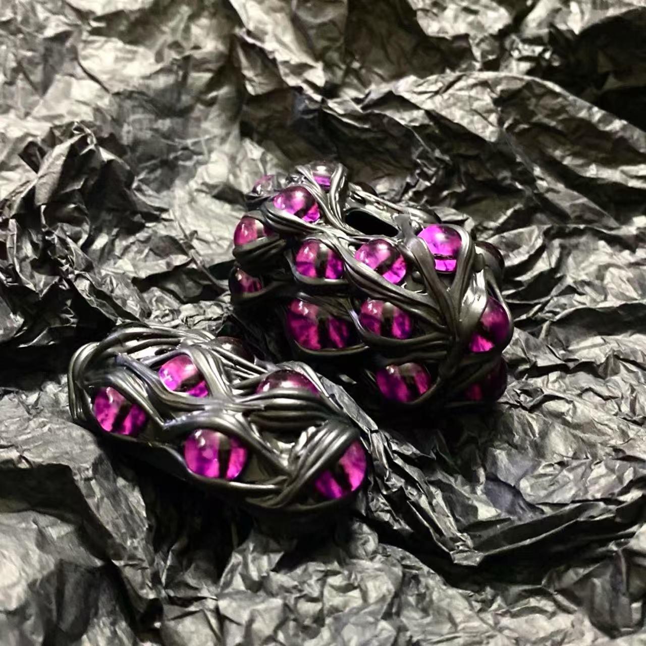 イヤホン保護カバー   超大人気   全9種 悪魔の目  デザイン イヤホンケース