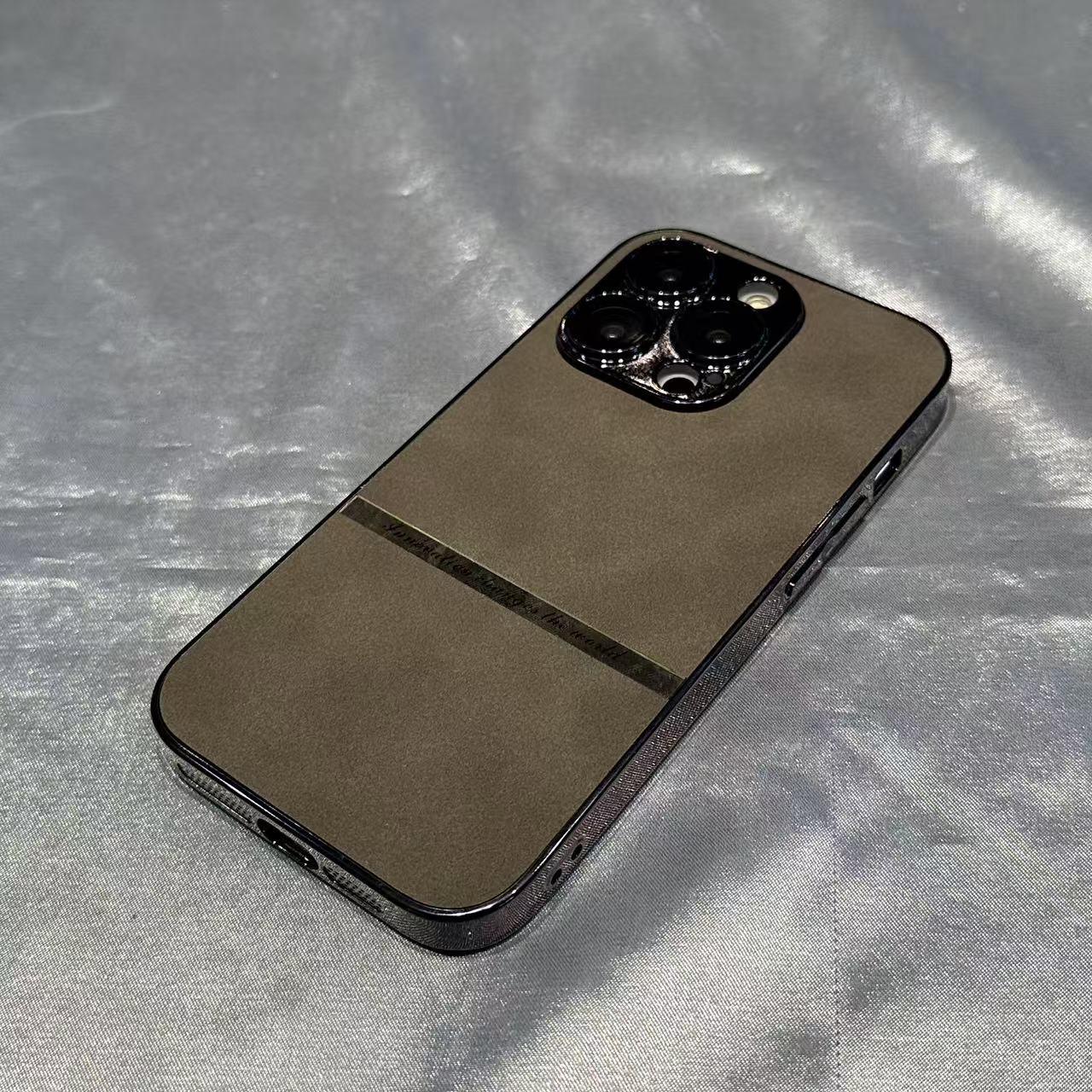 スマホケース  小羊皮模様シリーズ  耐衝撃・防振性能に優れ、高級感あふれるスマホケースで、iPhone に対応