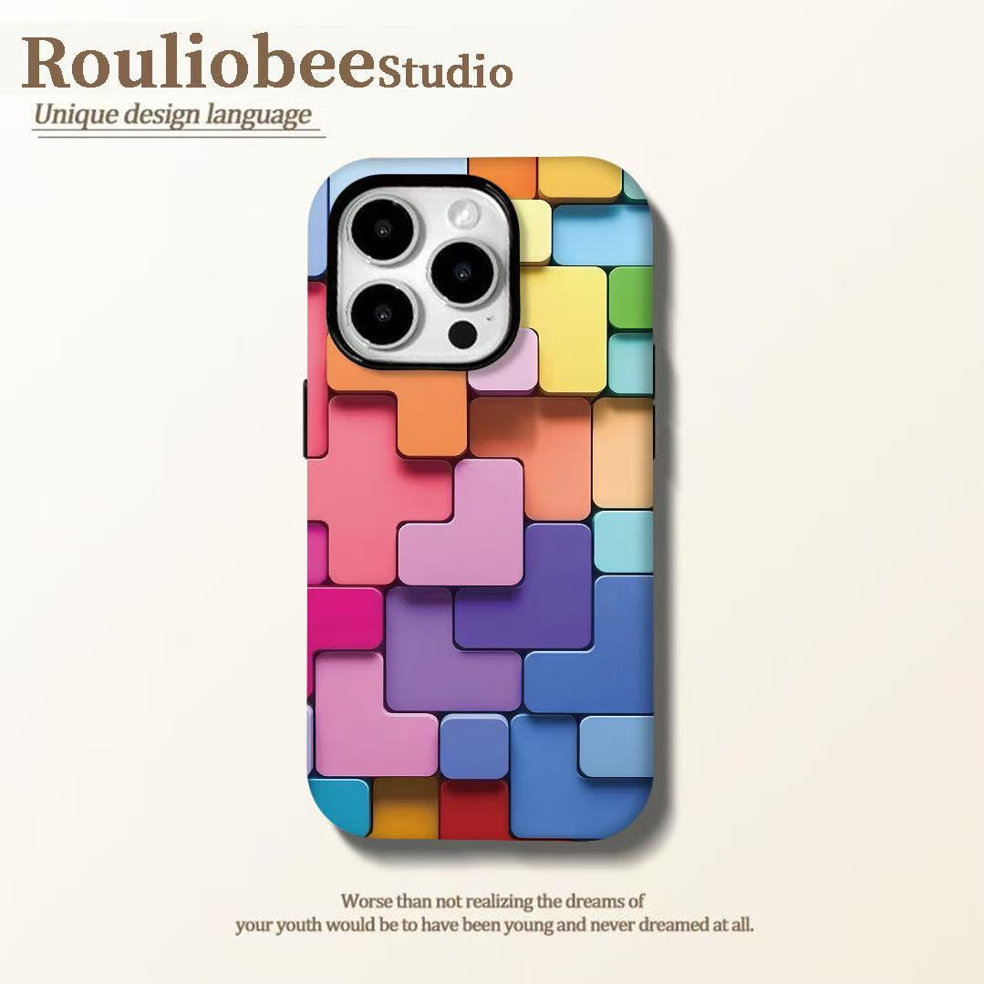 スマホケース  カラーパッチワークの平面印刷により立体感を演出した  耐衝撃・防振性能に優れ、高級感あふれるスマホケースで、iPhone に対応