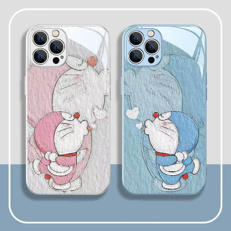 スマホケース  油彩画風のドラえもんカップルテーマ、  耐衝撃・防振性能に優れ、高級感あふれるスマホケースで、iPhone に対応