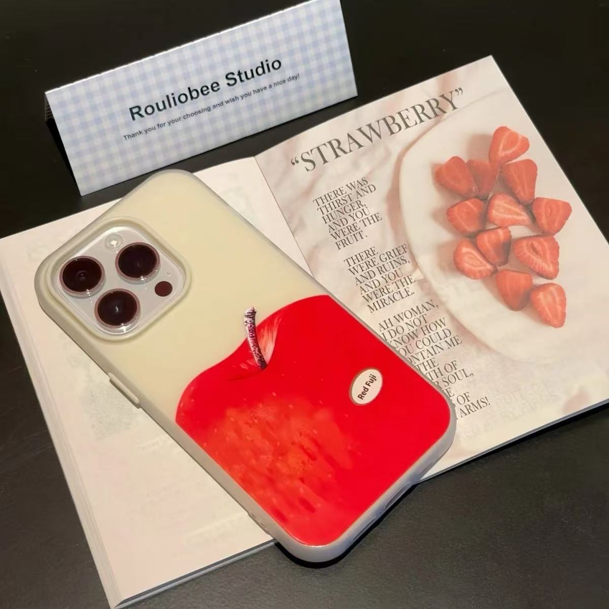 スマホケース  一口食べたくなるほどのフルーツパーティ 、  耐衝撃・防振性能に優れ、高級感あふれるスマホケースで、iPhone に対応