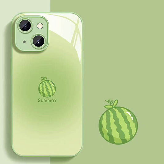 スマホケース  一口で夏の爽快感を味わえるスイカが 4 種類の魅力で登場!  耐衝撃・防振性能に優れ、高級感あふれるスマホケースで、iPhone に対応