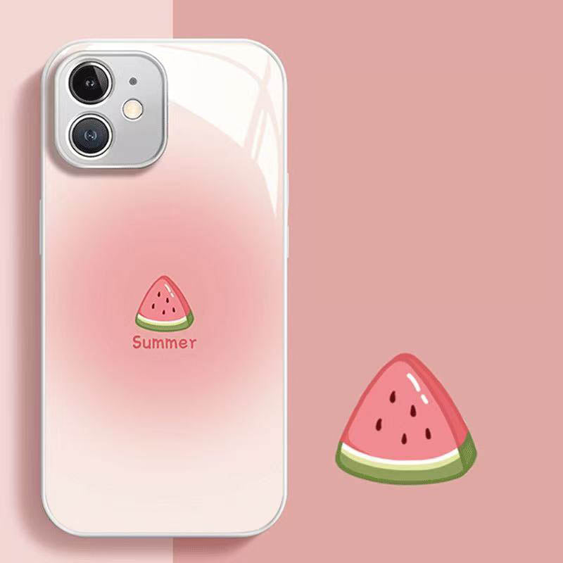 スマホケース  一口で夏の爽快感を味わえるスイカが 4 種類の魅力で登場!  耐衝撃・防振性能に優れ、高級感あふれるスマホケースで、iPhone に対応