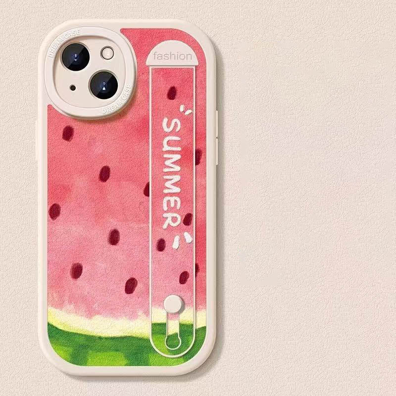 スマホケース  酷暑の夏を一口で涼しくする!全 9 種類  耐衝撃・防振性能に優れ、高級感あふれるスマホケースで、iPhone に対応