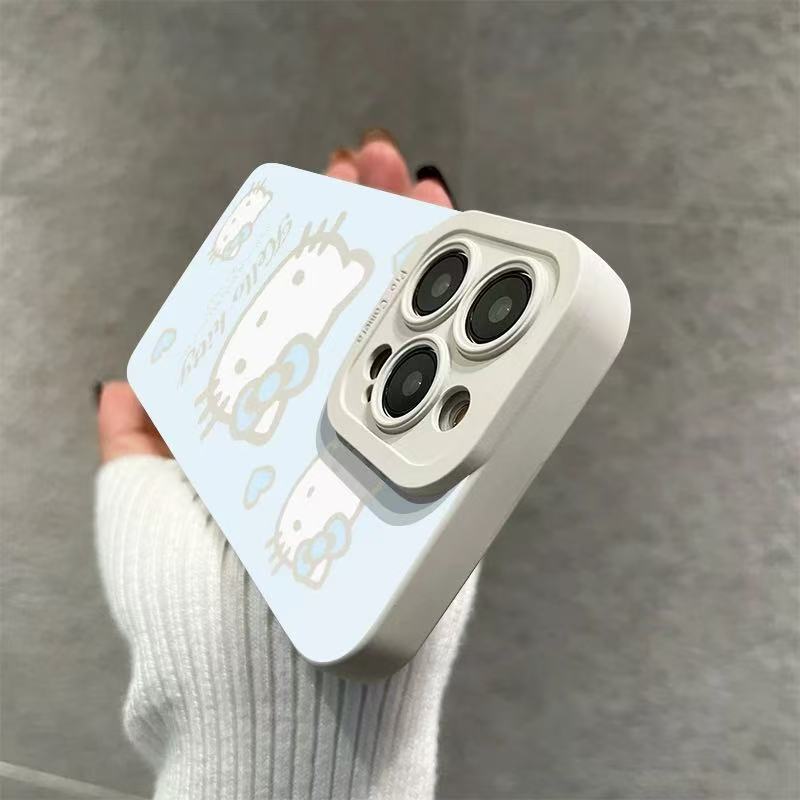 スマホケース ハローキティの可愛らしさと優しいラブハートが融合した!全13色 耐衝撃・防振性能に優れ、高級感あふれるスマホケースで、iPhone に対応