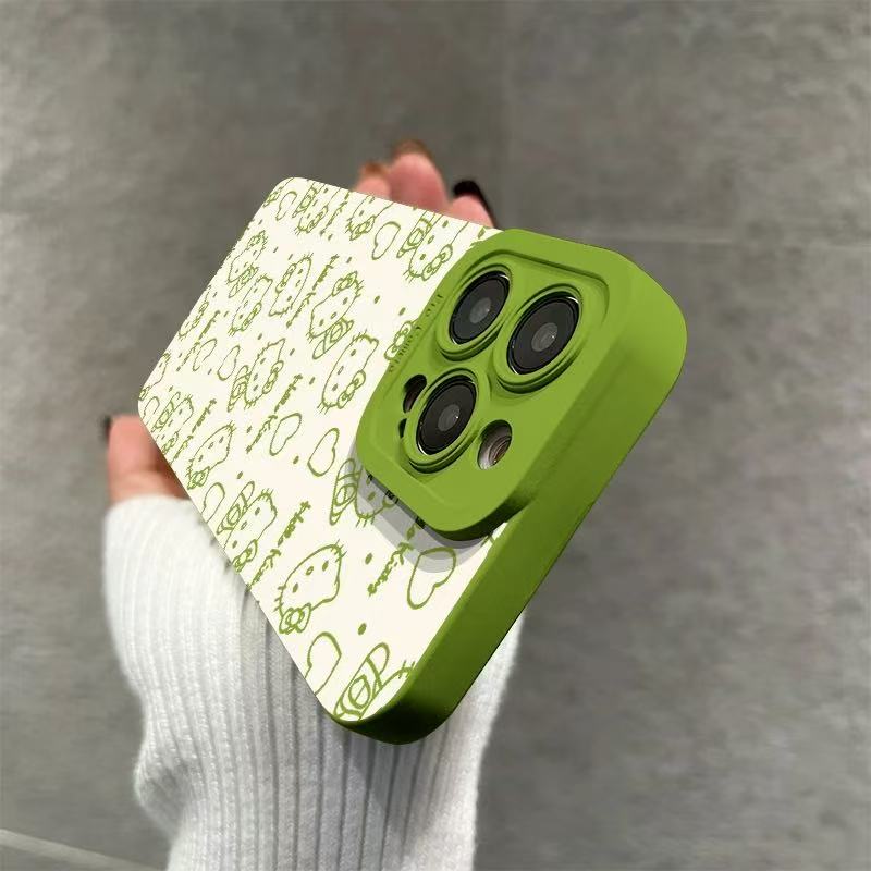 スマホケース  ハローキティと無限大のラブがケースを埋め尽くす、夢心地のデザインです!全13色  耐衝撃・防振性能に優れ、高級感あふれるスマホケースで、iPhone に対応