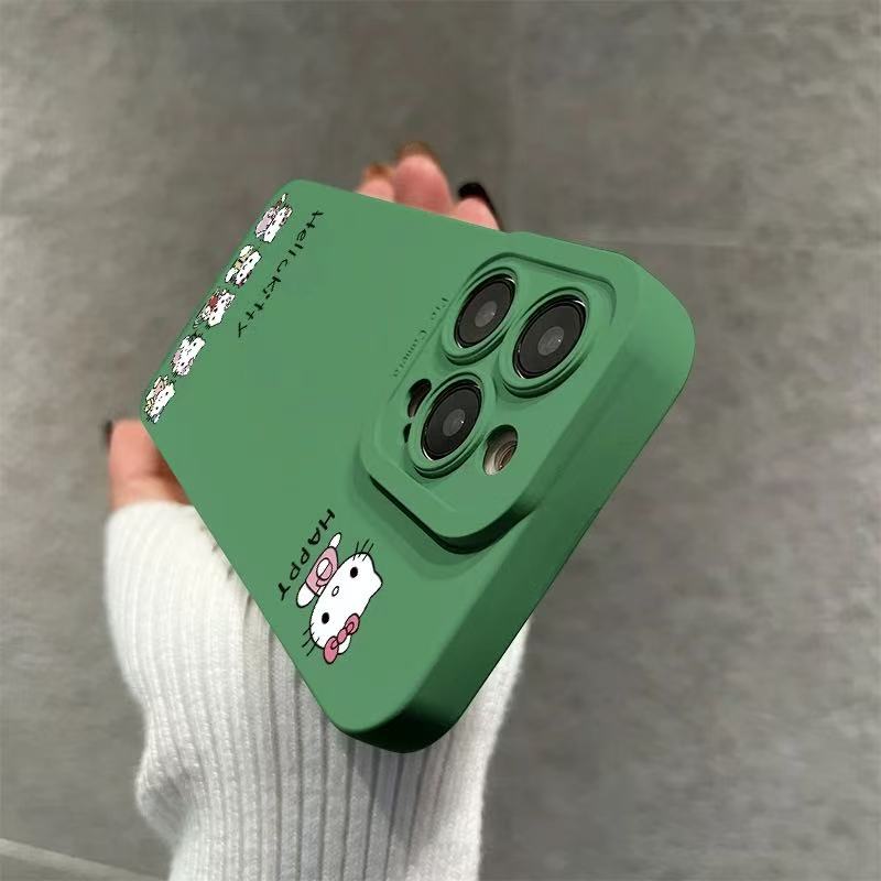 スマホケース  幸運がいつでもそばにいるような、ハローキティのラッキーテーマケースです!全13色  耐衝撃・防振性能に優れ、高級感あふれるスマホケースで、iPhone に対応