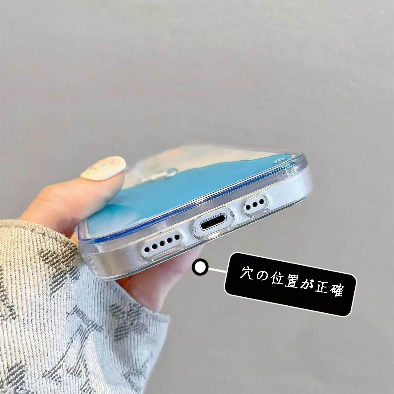 スマホケース 二合一の PC 素材で、堅牢性と軽量性を兼ね備えたスマホケースが登場!  耐衝撃・防振性能に優れ、高級感あふれるスマホケースで、iPhone に対応