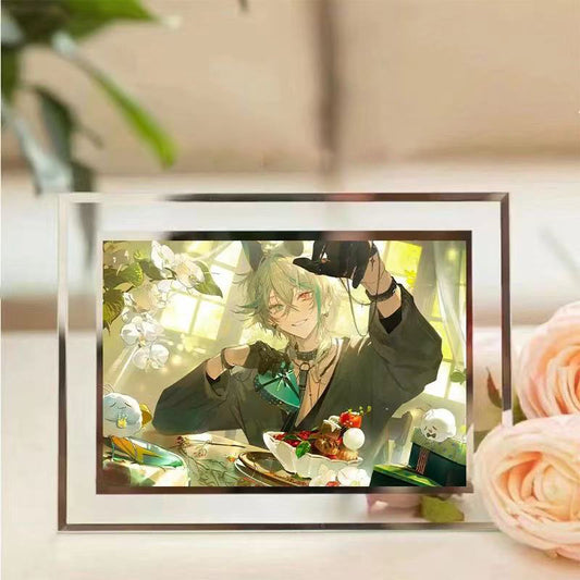 アサ AZA グッズのクリスタルガラスフレームで、デザインのカスタマイズが可能