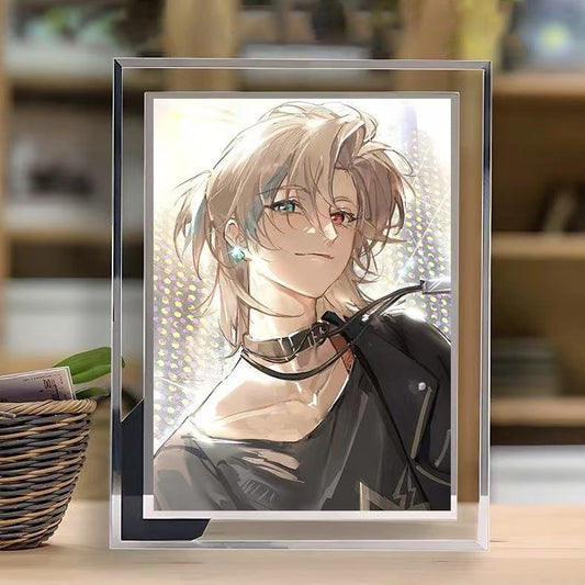 アサ AZA グッズのクリスタルガラスフレームで、デザインのカスタマイズが可能