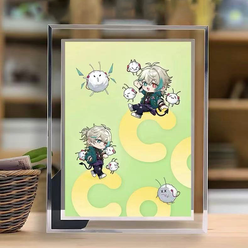 アサ AZA グッズのクリスタルガラスフレームで、デザインのカスタマイズが可能