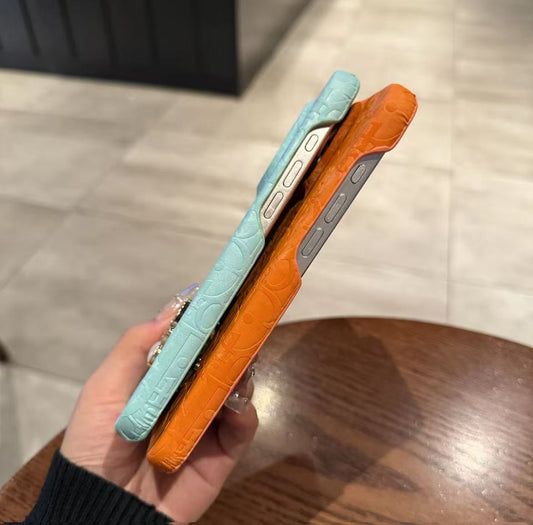 スマホケース 高級感 ダブルDi** 耐衝撃・防振性能に優れ、高級感あふれるスマホケースで、iPhone に対応