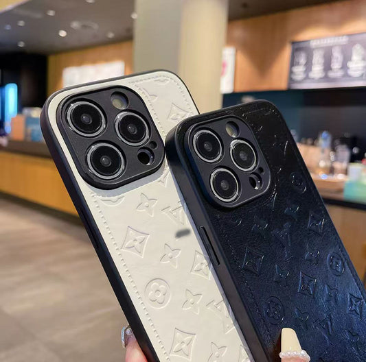 スマホケース  高級感 革製 ダブルV  耐衝撃・防振性能に優れ、高級感あふれるスマホケースで、iPhone12~17 に対応