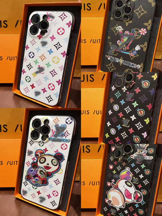 スマホケース  高級感 レザー製 ロゴが画面いっぱい  ダブルV 耐衝撃・防振性能に優れ、高級感あふれるスマホケースで、iPhone に対応