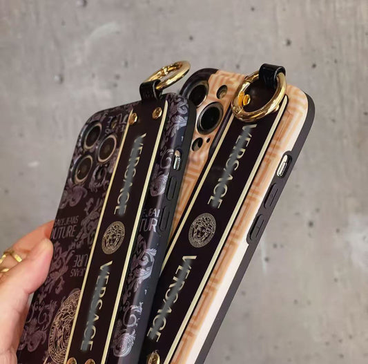 スマホケース  高級感 腕バンド付き  ダブルV 耐衝撃・防振性能に優れ、高級感あふれるスマホケースで、iPhone に対応