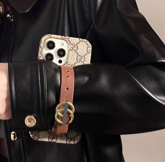 スマホケース  高級感 腕バンド付き  ダブルG 耐衝撃・防振性能に優れ、高級感あふれるスマホケースで、iPhone12~17 に対応