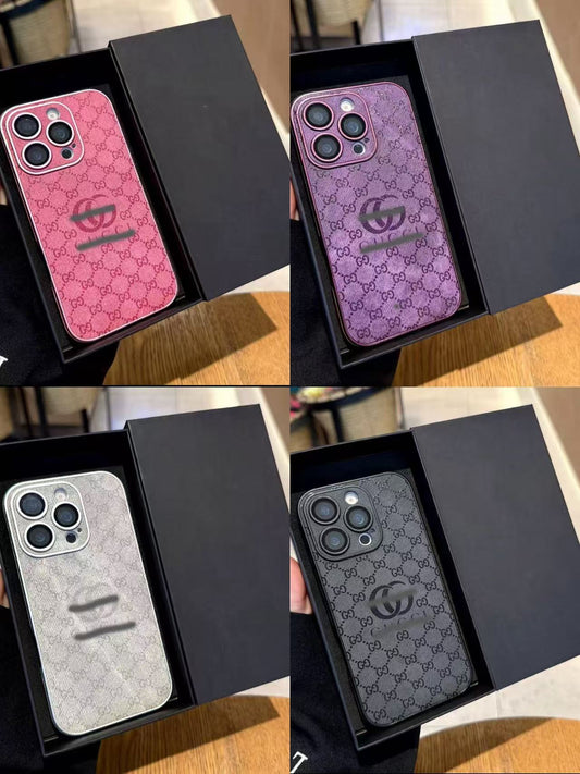 スマホケース  デニム素材高級感  ダブルG  耐衝撃・防振性能に優れ、高級感あふれるスマホケースで、iPhone12~16 に対応