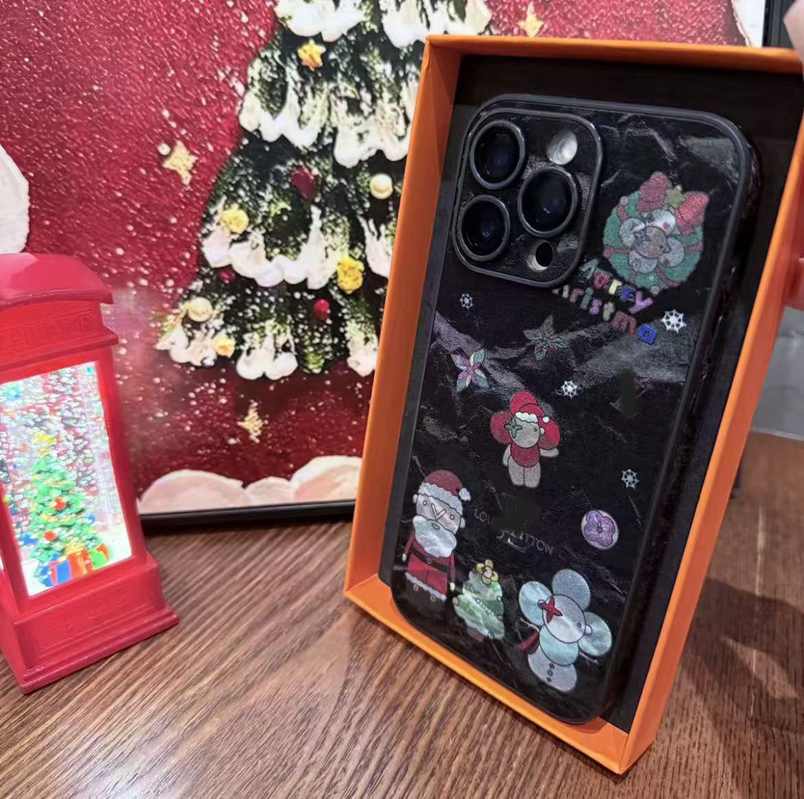 スマホケース クリスマスシリーズ 高級感 ダブルV 耐衝撃・防振性能に優れ、高級感あふれるスマホケースで、iPhone に対応
