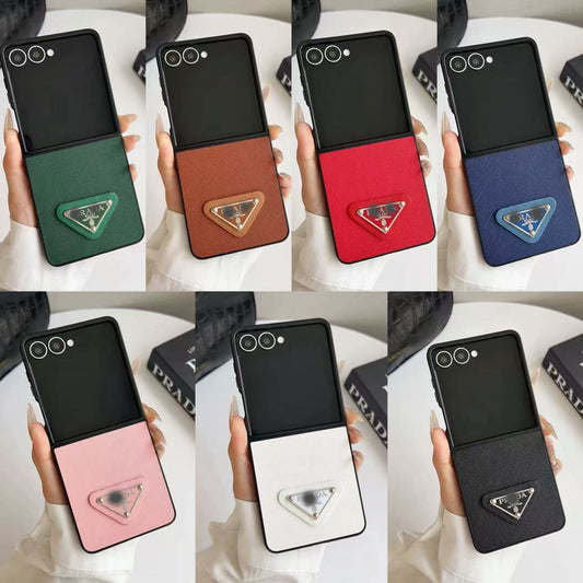 スマホケース  高級感   ダブルPRA**  Galaxy Z Flip 専用  耐衝撃・防振性能に優れ、高級感あふれるスマホケースで、iPhone に対応
