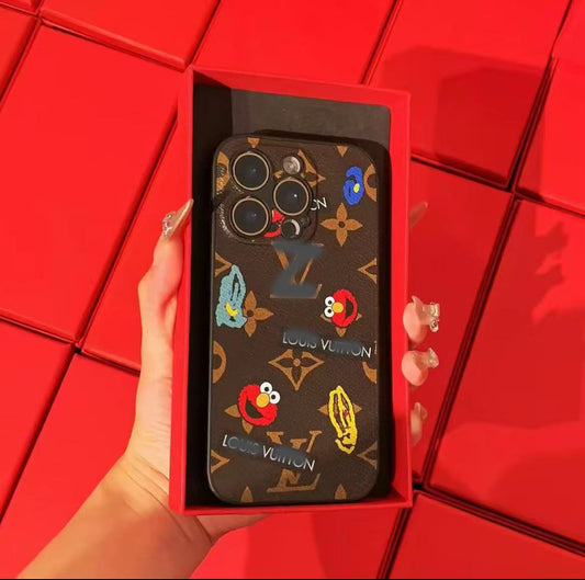 スマホケース  高級感 グラフィティ  ダブルV  耐衝撃・防振性能に優れ、高級感あふれるスマホケースで、iPhone12~17 に対応