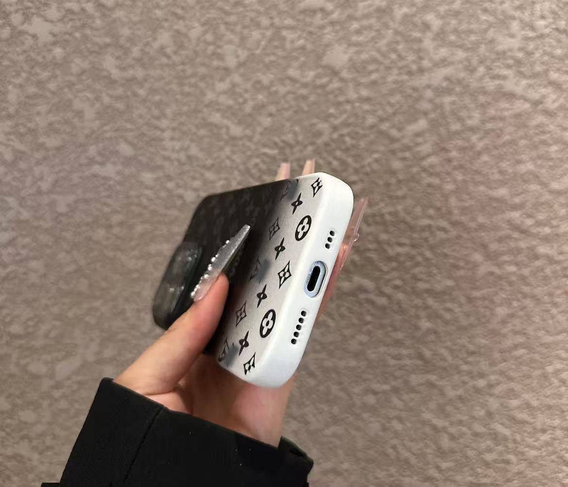 スマホケース  高級感グラデーションカラー  ダブルV  耐衝撃・防振性能に優れ、高級感あふれるスマホケースで、iPhone12~16 に対応