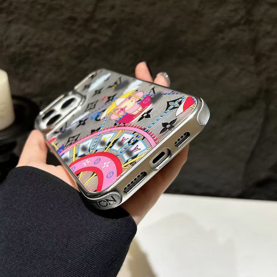 スマホケース  高級感観覧車柄   ダブルV    耐衝撃・防振性能に優れ、高級感あふれるスマホケースで、iPhone14~17 に対応