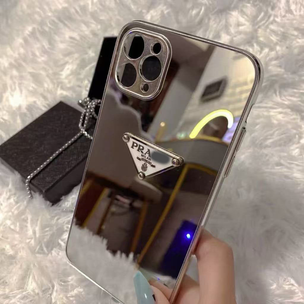 スマホケース  高級感メッキミラースマホケース   ダブルPRA**    耐衝撃・防振性能に優れ、高級感あふれるスマホケースで、iPhone12~16 に対応