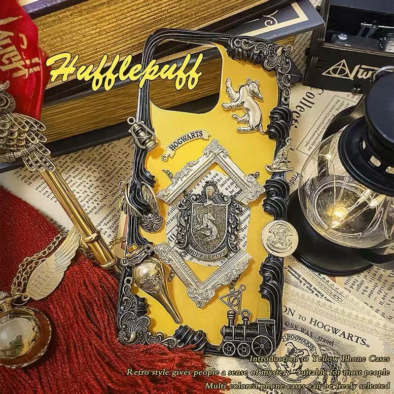 スマホケース  ハリーポッター 手作りクリームリキッドレジンスマホケース  耐衝撃・防振性能に優れ、高級感あふれるスマホケースで、iPhone に対応