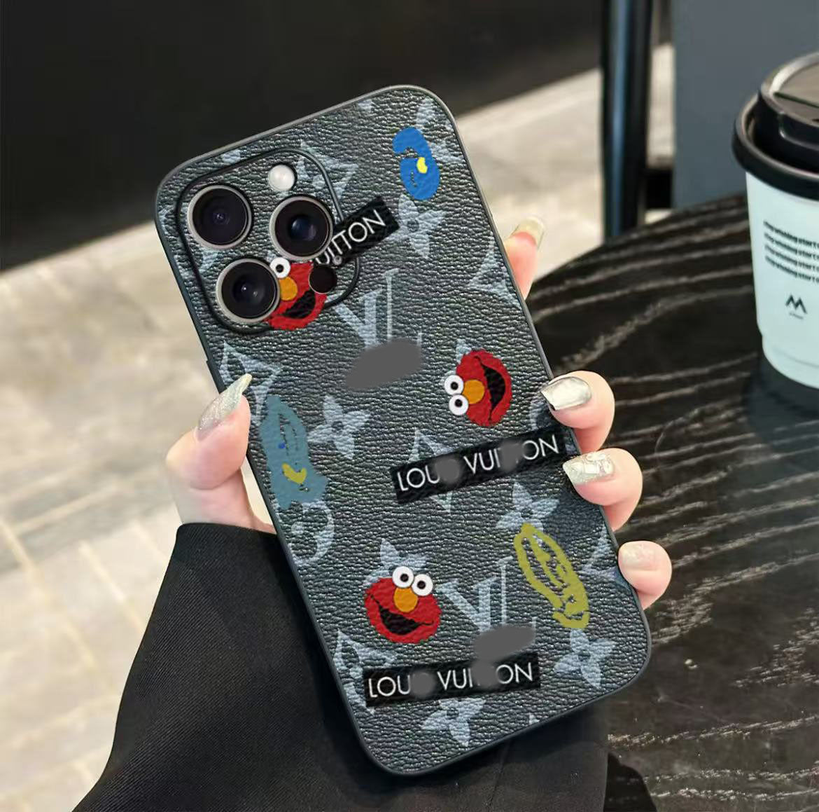 スマホケース 高級感レザー製スマホケース ダブルV Galaxy 専用 耐衝撃・防振性能に優れ、高級感あふれるスマホケースで、 Galaxy に対応