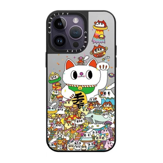 スマホケース ミラー仕上げ招き猫柄スマホケース! 縁起物のコンビで幸運を招き 耐衝撃・防振性能に優れ、高級感あふれるスマホケースで、iPhone12~16 に対応