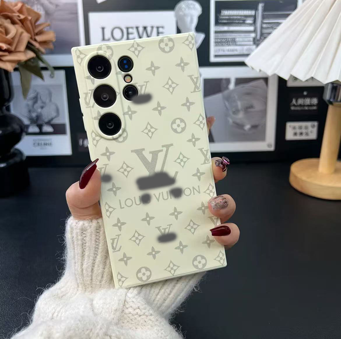 スマホケース ダブルV Galaxy 専用 耐衝撃・防振性能に優れ、高級感あふれるスマホケースで、 Galaxy に対応