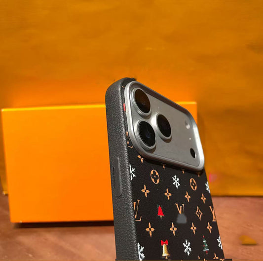 スマホケース 高級感ミニマルクリスマススマホケース ダブルV 耐衝撃・防振性能に優れ、高級感あふれるスマホケースで、iPhone12~17 に対応