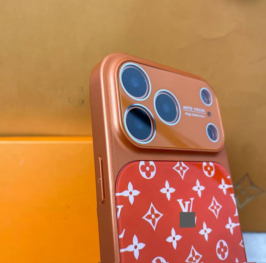 スマホケース 高級感オレンジカラーブロックスマホケース ダブルV 耐衝撃・防振性能に優れ、高級感あふれるスマホケースで、iPhone12~17 に対応