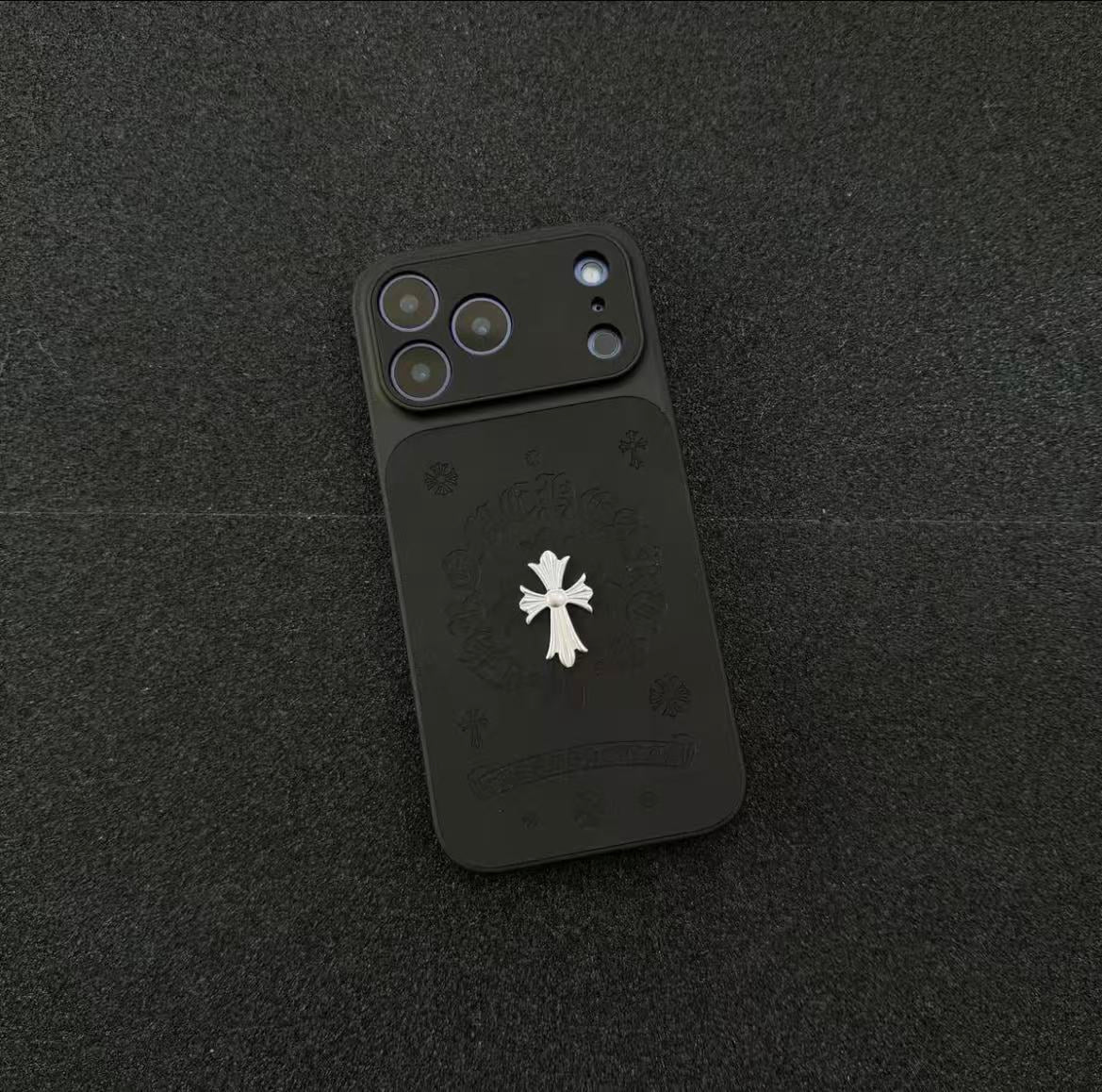 #85 スマホケース 耐衝撃・防振性能に優れ、iPhone14-17 に対応