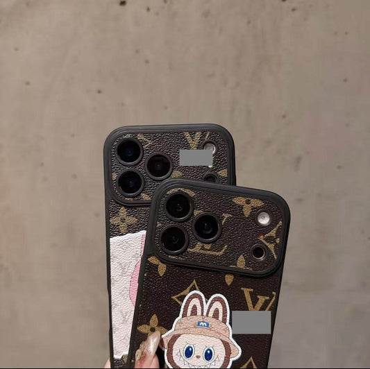 #100 スマホケース 高級感 耐衝撃・防振性能に優れ、iPhone13~17 に対応