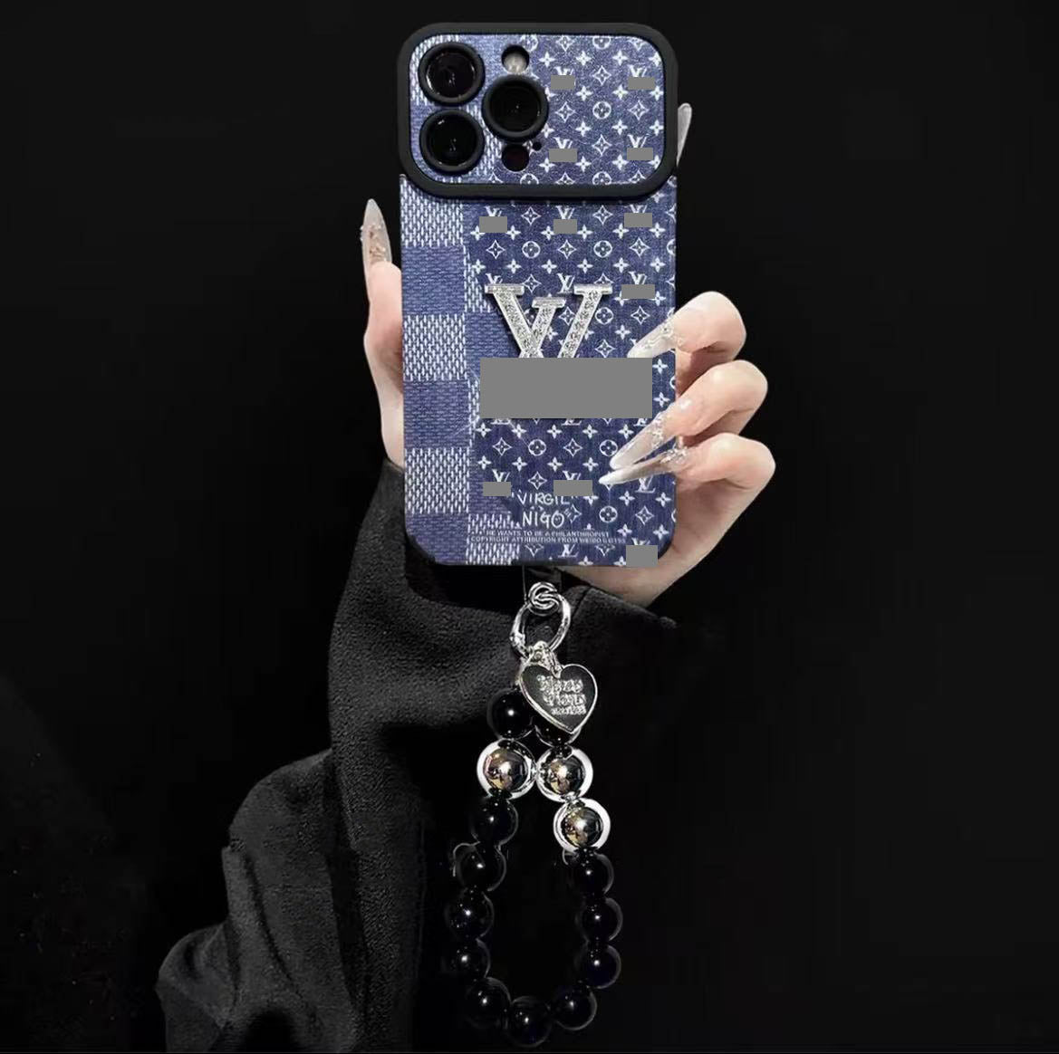 #D13 スマホケース ブレスレットを付き 耐衝撃・防振性能に優れ、iPhoneに対応