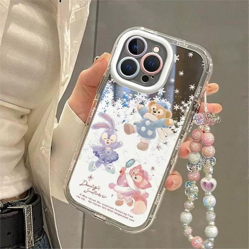 雪遊びをするスターダルー デザイン 高級感あふれる 紐付き スマホケース iPhone に対応