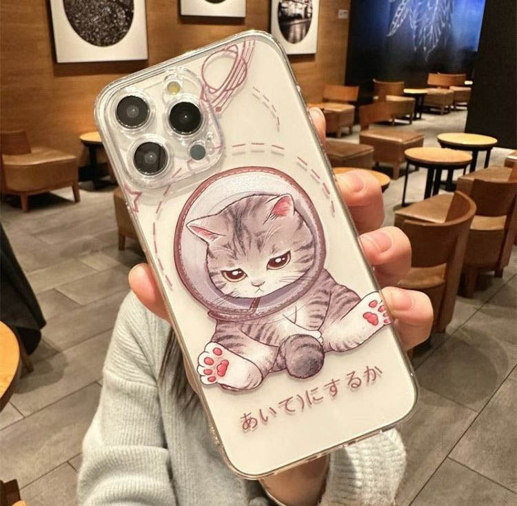 スマホケース  ふわふわの可愛いネコたちがデザインされたマグネットスマホケース! 耐衝撃・防振性能に優れ、高級感あふれるスマホケースで、iPhone に対応