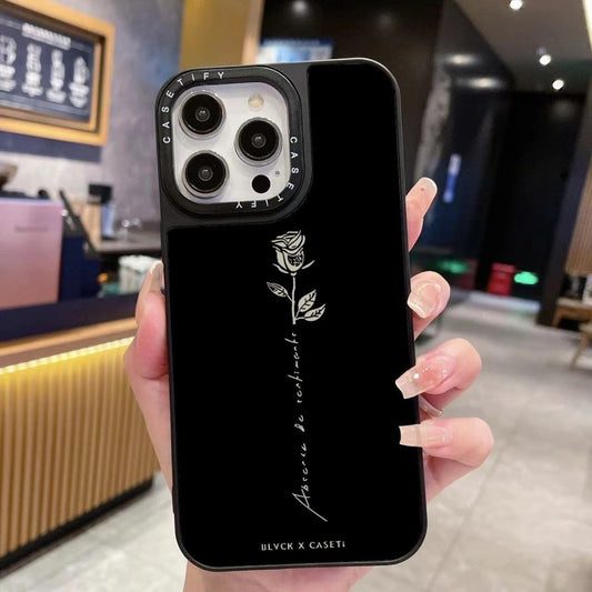 スマホケース  ブラックローズテーマ  耐衝撃・防振性能に優れ、高級感あふれるスマホケースで、iPhone に対応
