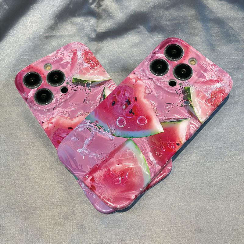 スマホケース  一口食べたくなるスイカがスマホを包み込む!、  耐衝撃・防振性能に優れ、高級感あふれるスマホケースで、iPhone に対応