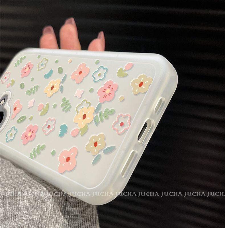A luxurious smartphone case with a design of green leaves and vibrant flowers, excellent shock and vibration resistance, and compatible with iPhone