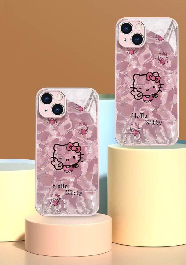 スマホケース さくらのように儚く美しい桜ピンク水のリップル模様 ハローキティのデザイン、 耐衝撃・防振性能に優れ、高級感あふれるスマホケースで、iPhone に対応