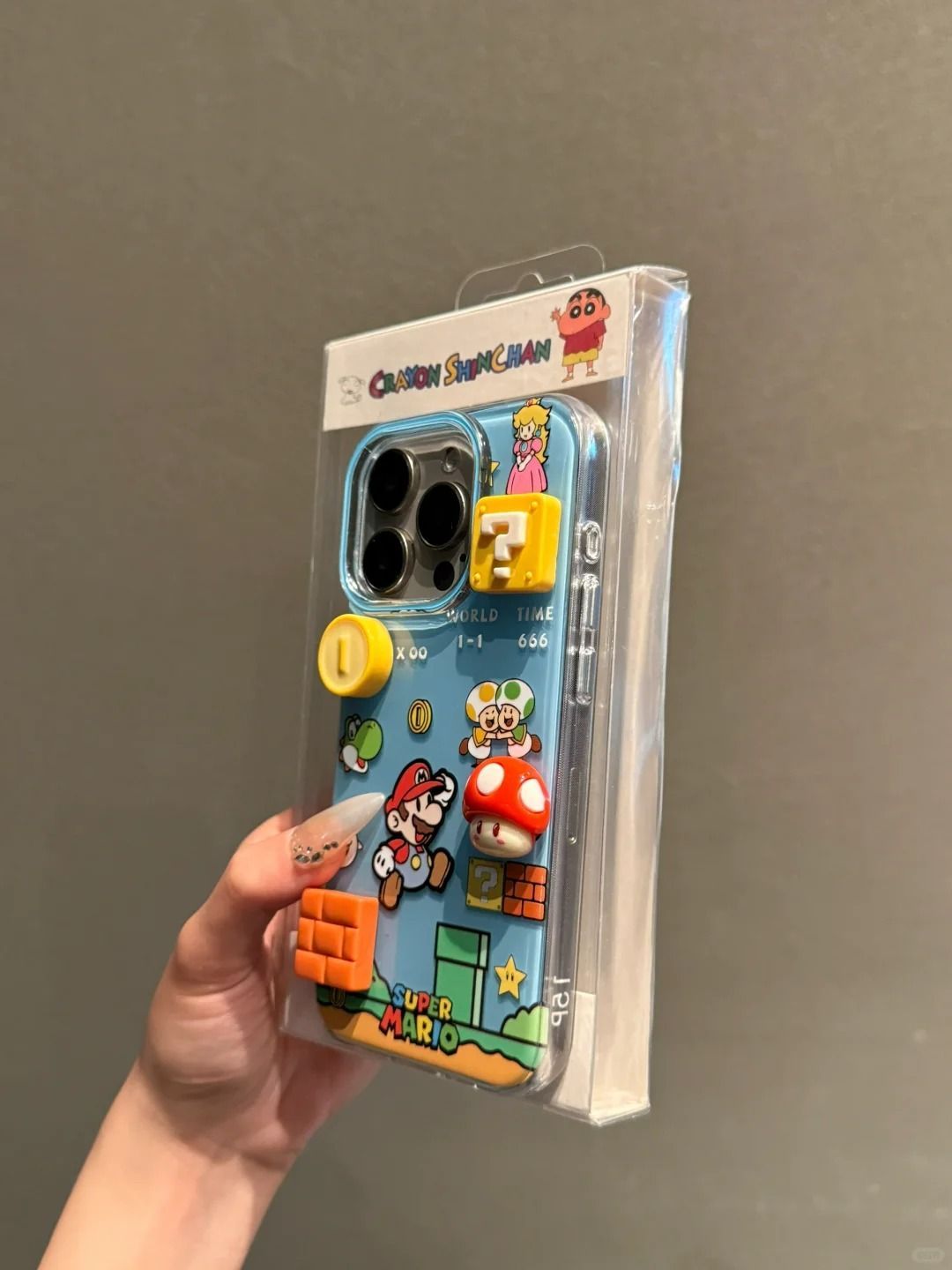 スマホケース  人気キャラ「マリオ」が立体で躍動するスマホケース登場!  耐衝撃・防振性能に優れ、高級感あふれるスマホケースで、iPhone に対応