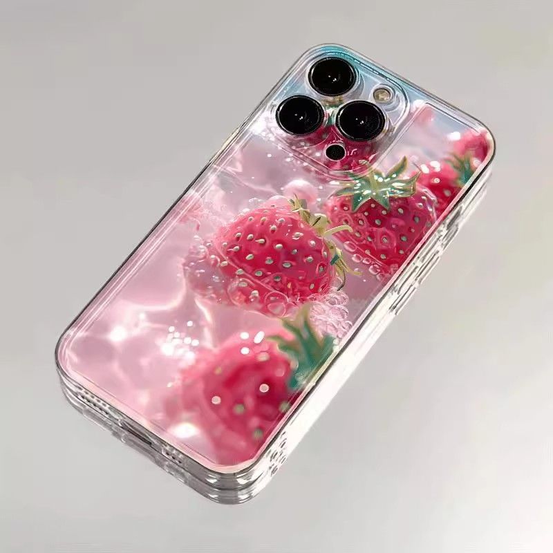 スマホケース  透明感溢れる水中に、艶やかなストロベリーテーマ、  耐衝撃・防振性能に優れ、高級感あふれるスマホケースで、iPhone に対応