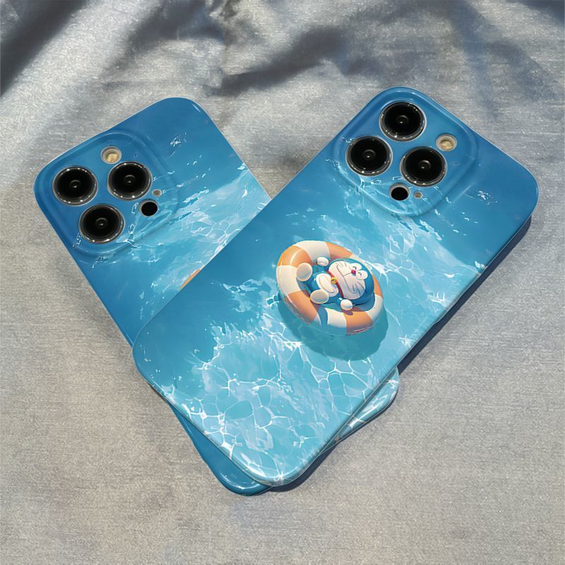 スマホケース  夏のドラえもんテーマのスマホケース、  耐衝撃・防振性能に優れ、高級感あふれるスマホケースで、iPhone に対応