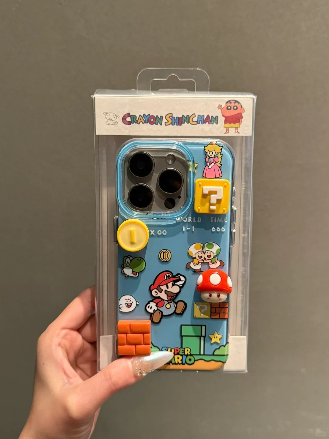 スマホケース  人気キャラ「マリオ」が立体で躍動するスマホケース登場!  耐衝撃・防振性能に優れ、高級感あふれるスマホケースで、iPhone に対応